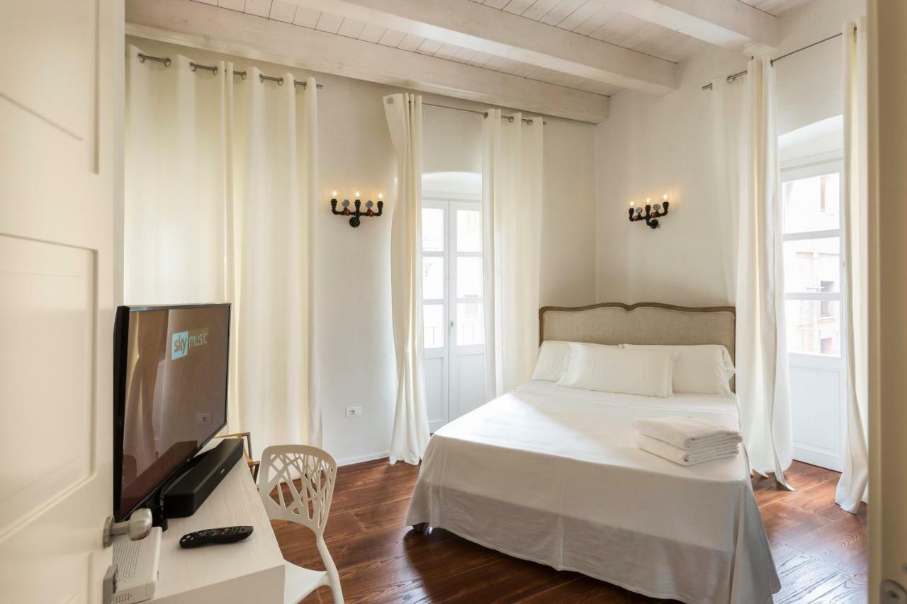 Cagliari Marina Harbour Guest House & Lounge 外观 照片